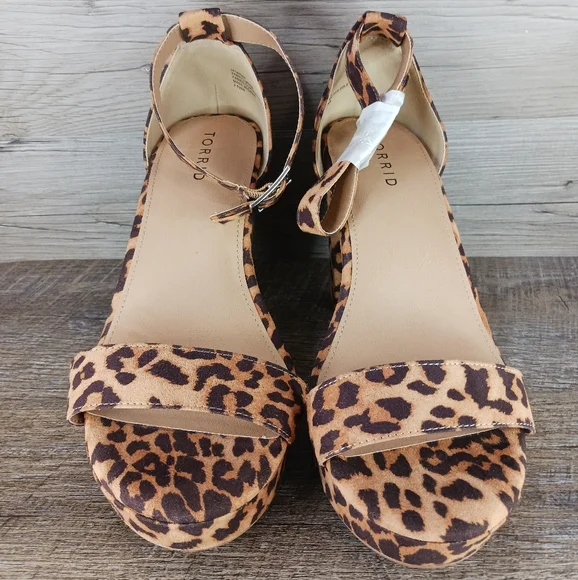 Sold-Torrid heels women's 9.5WW leopard print block - Picture 3 of 11